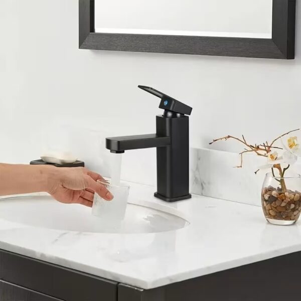 gn0008 Grifo Mezclador de Agua Fría y Caliente Negro