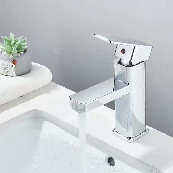 gp0001 Grifo Mezclador de Agua Fría y Caliente Plateado